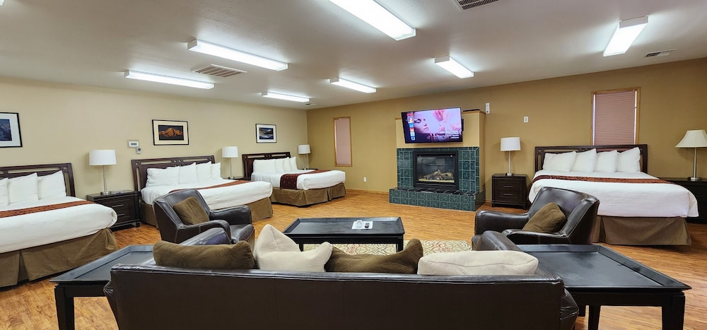 Executive Studio Suite, Multiple Beds-Ground Floor No Pets