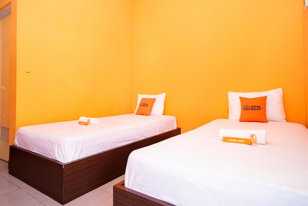 Standard Twin Room (With A/C) - Photo 6