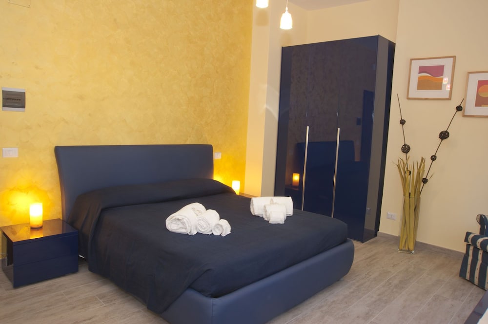 Luxury Villa, 1 King Bed photo 1