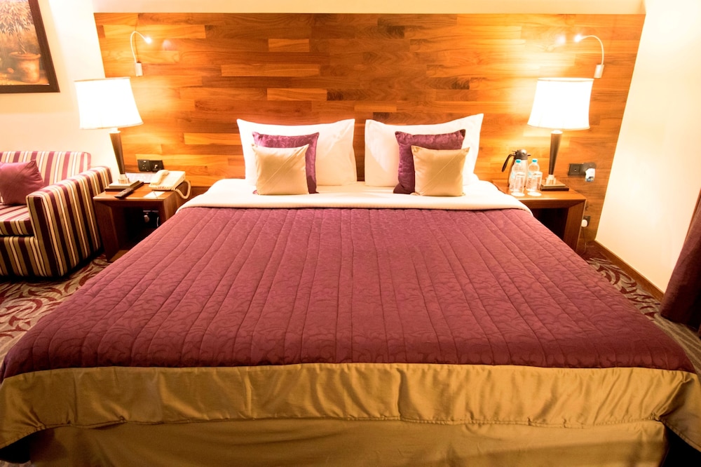 Club Double or Twin Room - Photo 6