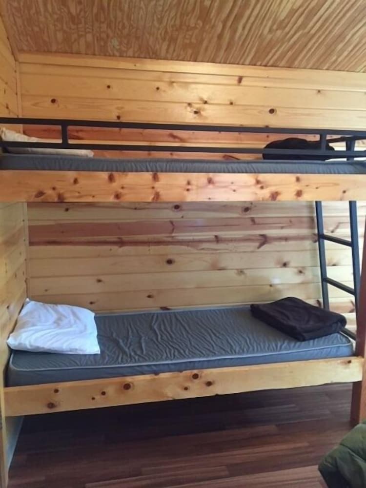 Family Cabin photo 2