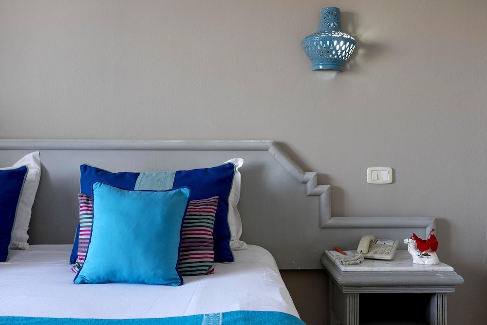 Standard Double Room - Photo 3