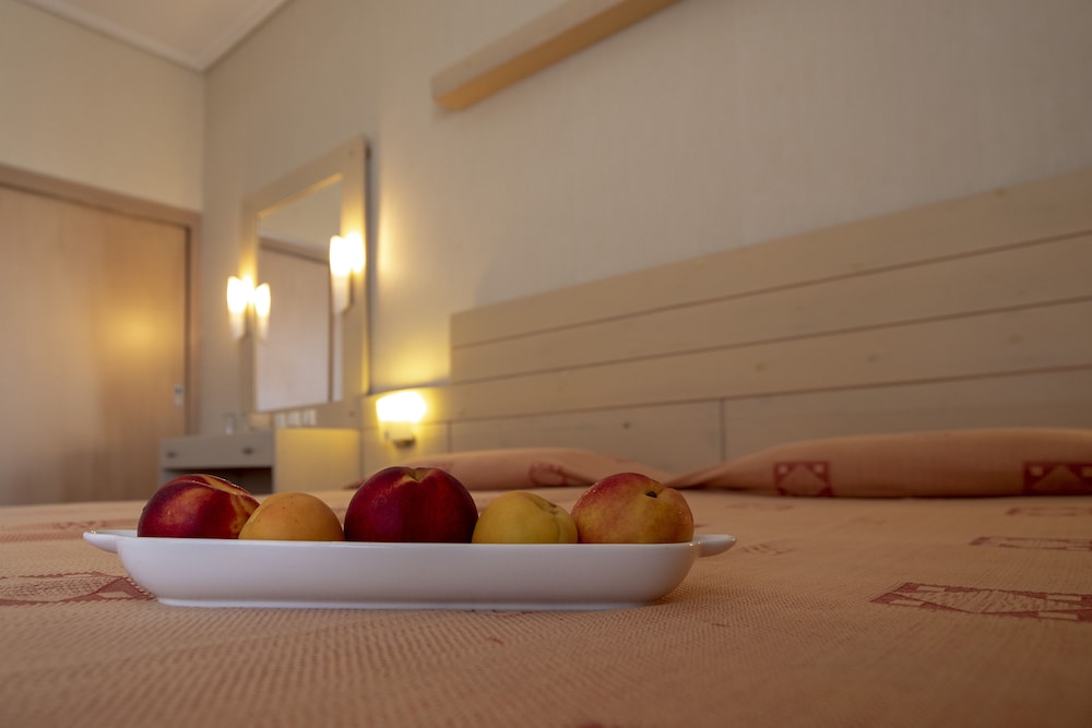 Classic Double or Twin Room, 1 Double or 2 Twin Beds, Sea View photo 3
