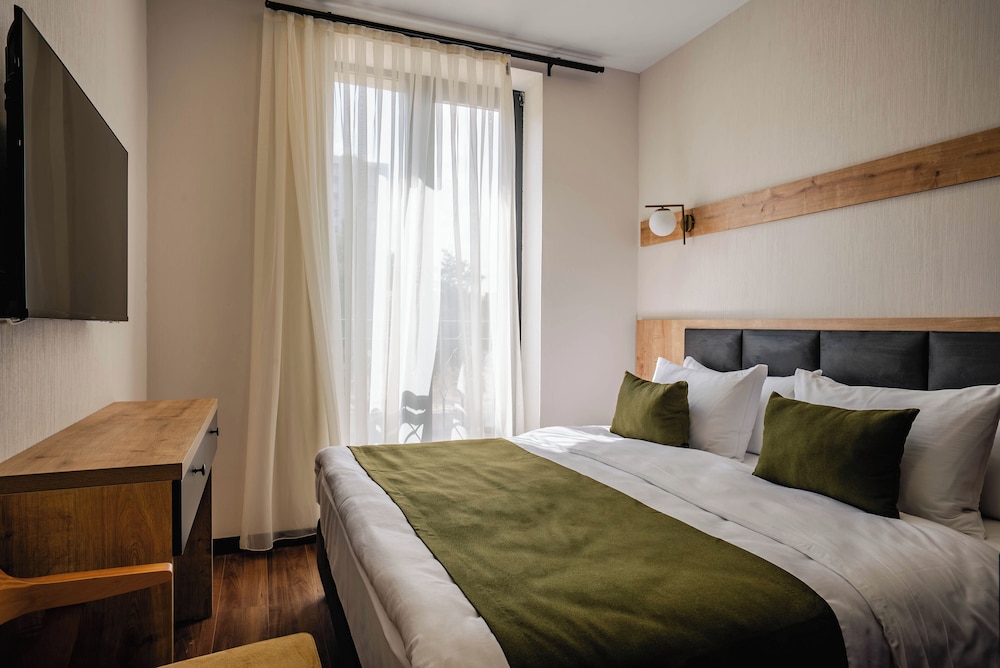 Classic Double or Twin Room - Photo 2