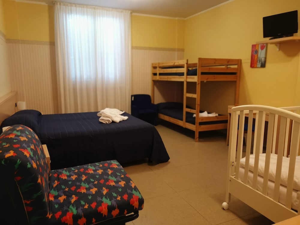 Superior Quadruple Room photo 1