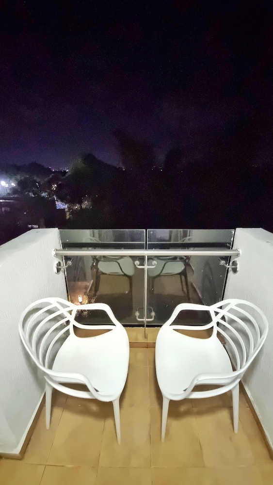 Deluxe Apartment, 1 Bedroom, Balcony, Resort View photo 2