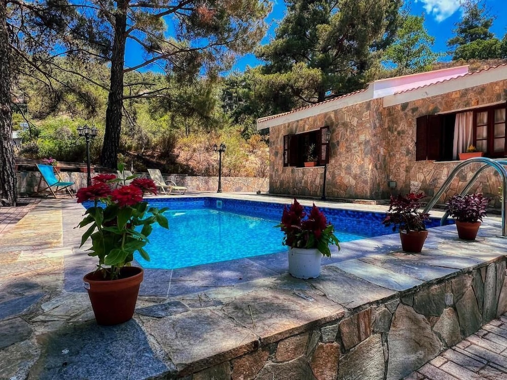 Villa, 4 Bedrooms, Private Pool, Garden View