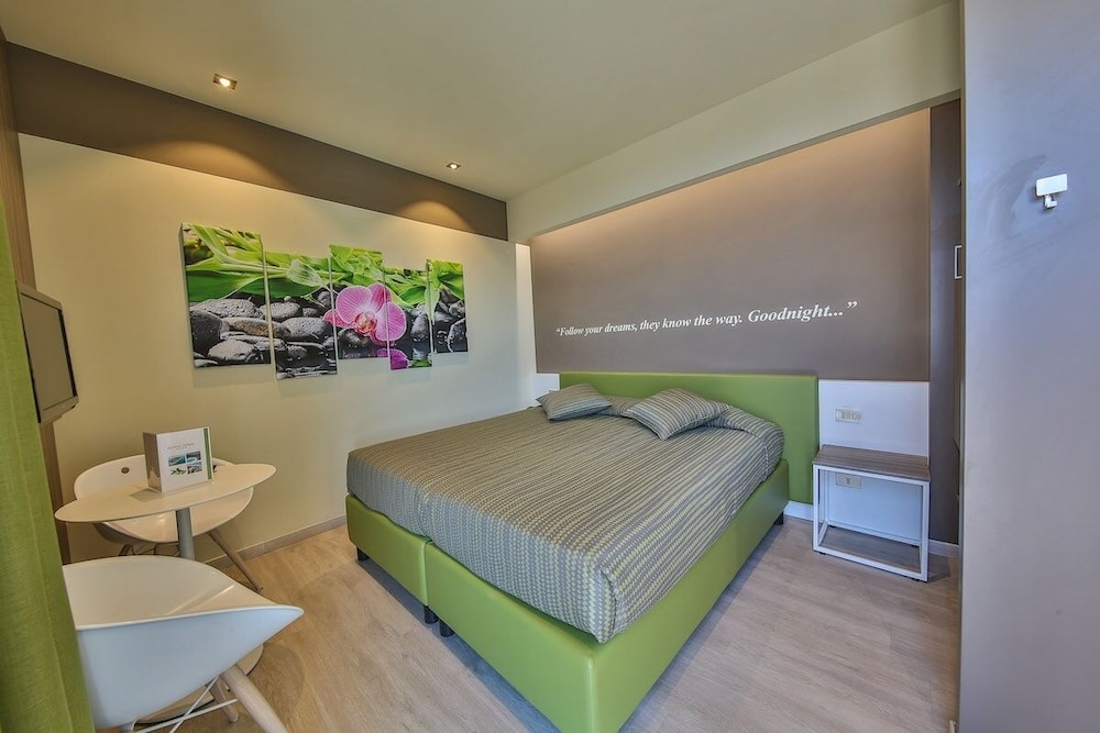 Superior Double Room, Balcony, Lake View - Photo 3