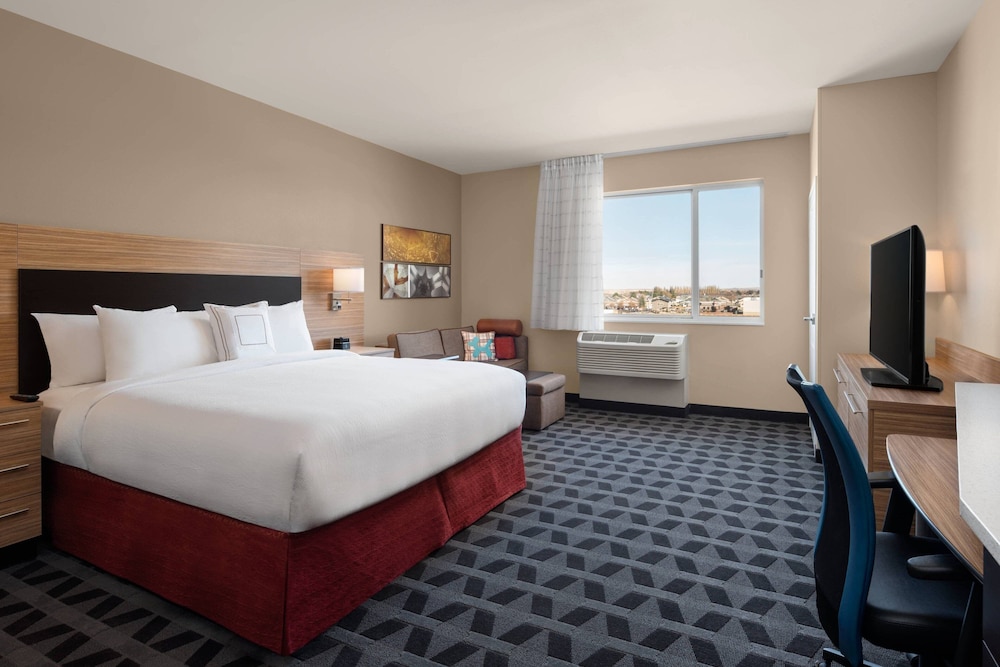 Suite, 1 Bedroom - Photo 3