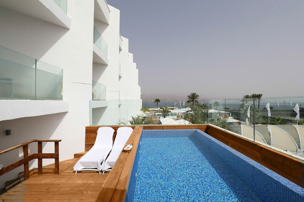 Deluxe Room, Private Pool - Photo 4
