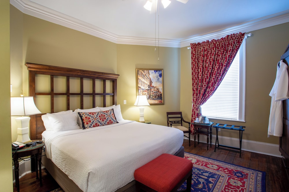 Room, 1 King Bed, Accessible photo 1