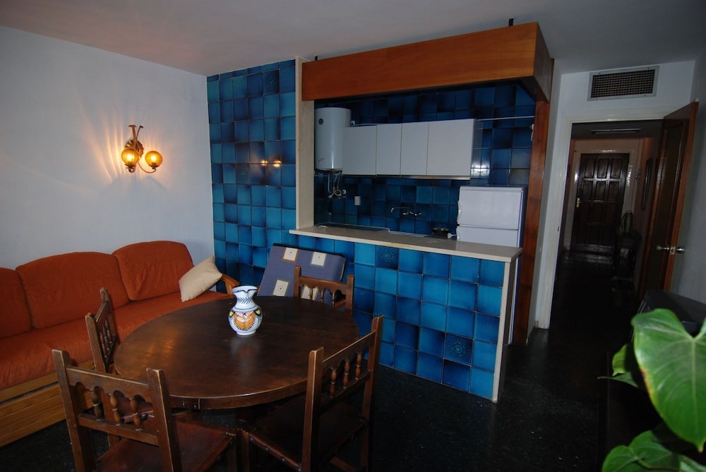 Apartamento, 1 habitación, Balcón, Vista a la piscina