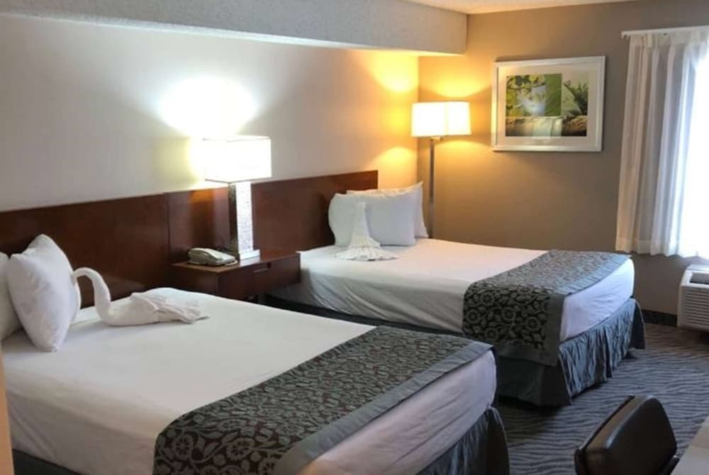 Room, 2 Double Beds, Smoking photo 3