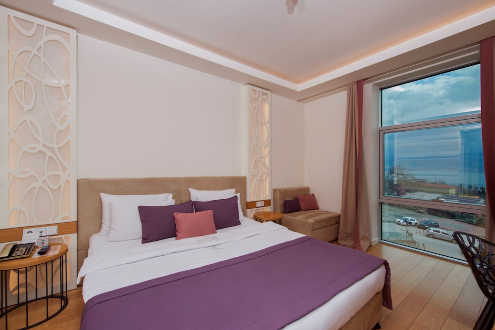 Double Room, Sea View - Photo 2