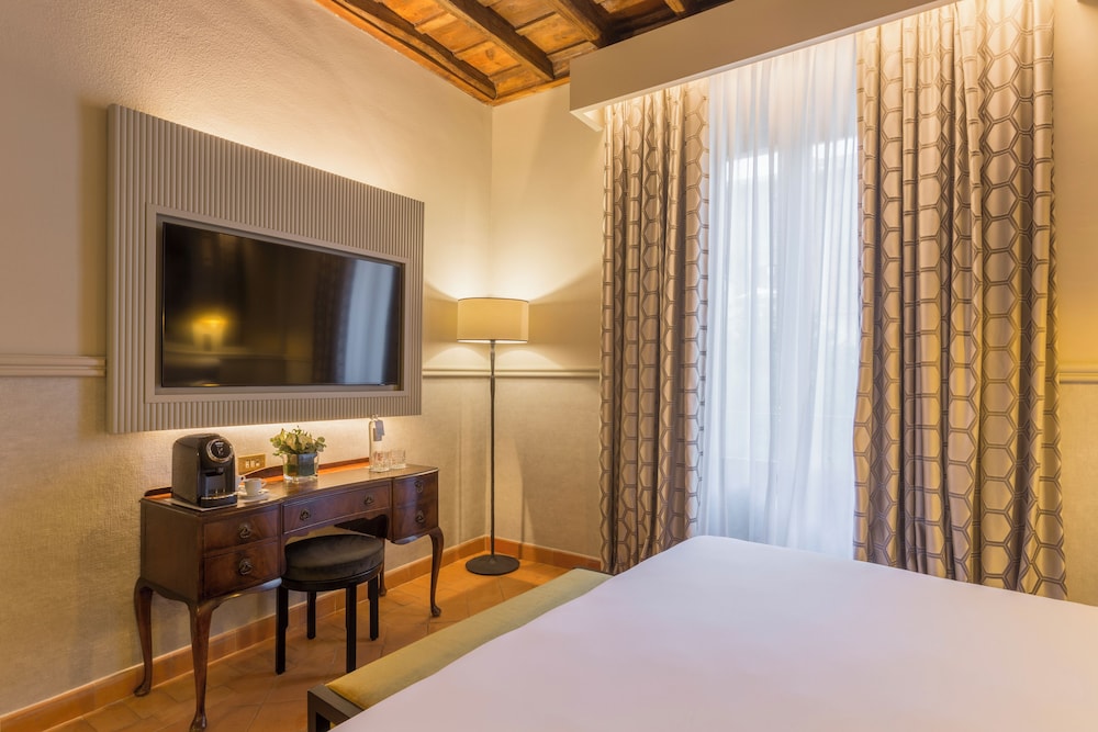 Deluxe Double Room Single Use
