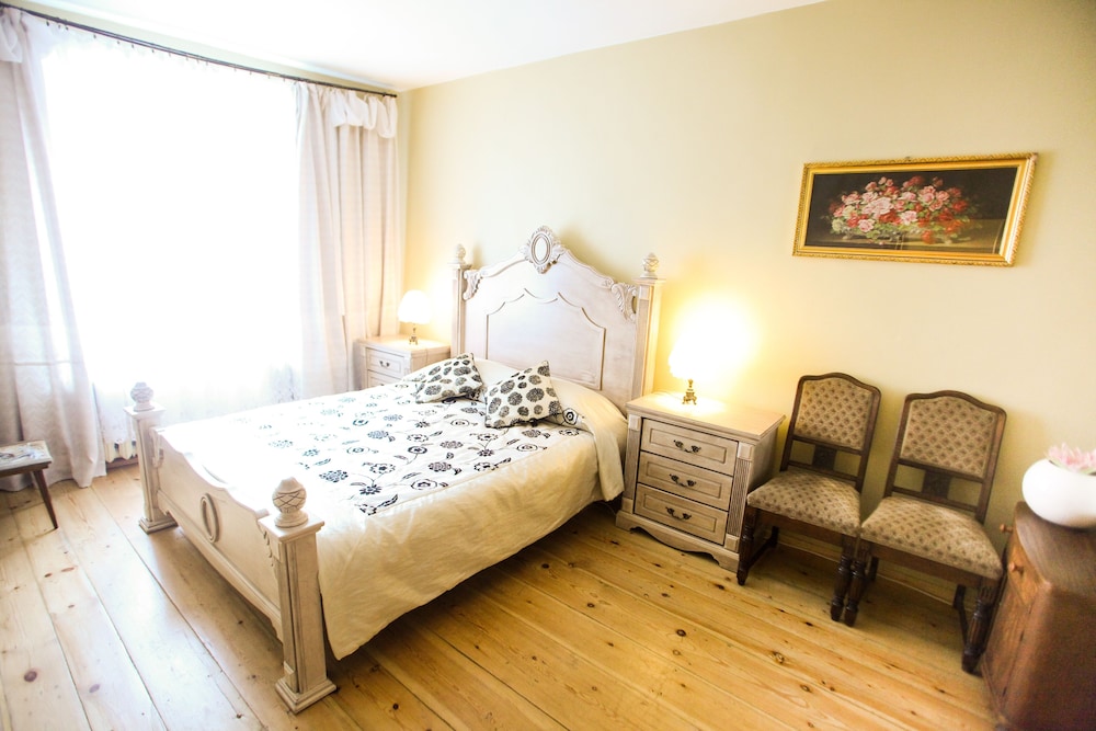 Standard Apartment (Four People) photo 1