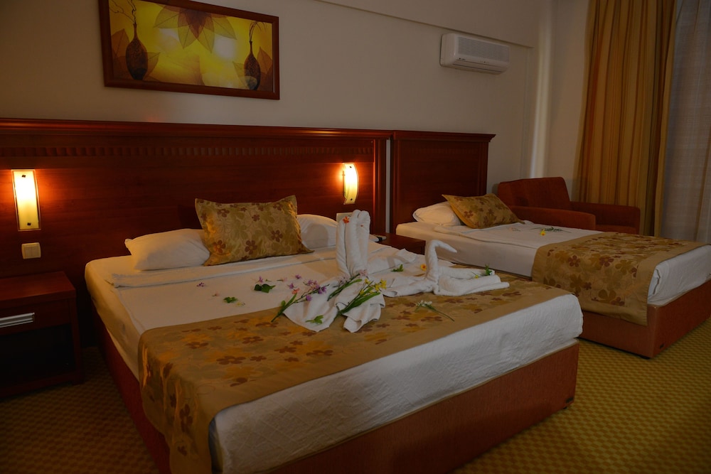 Standard Double Room Single Use photo 1
