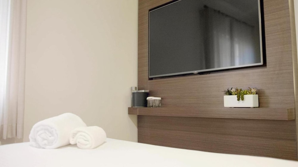 Junior Suite, 1 King Bed - Photo 2