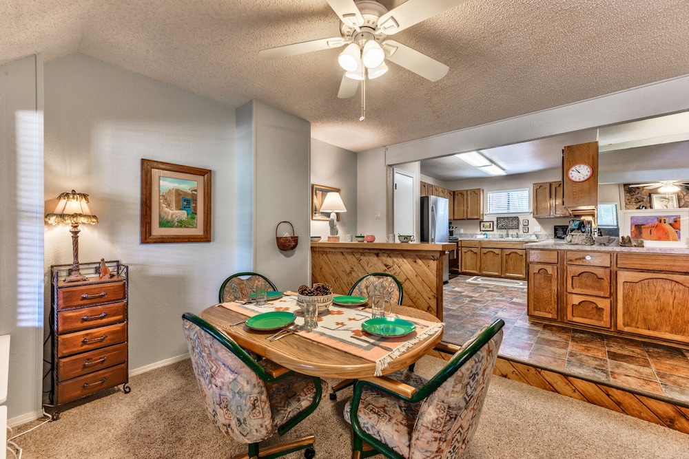 Condo, Multiple Beds, Fireplace (#B11 - No Pets) photo 2