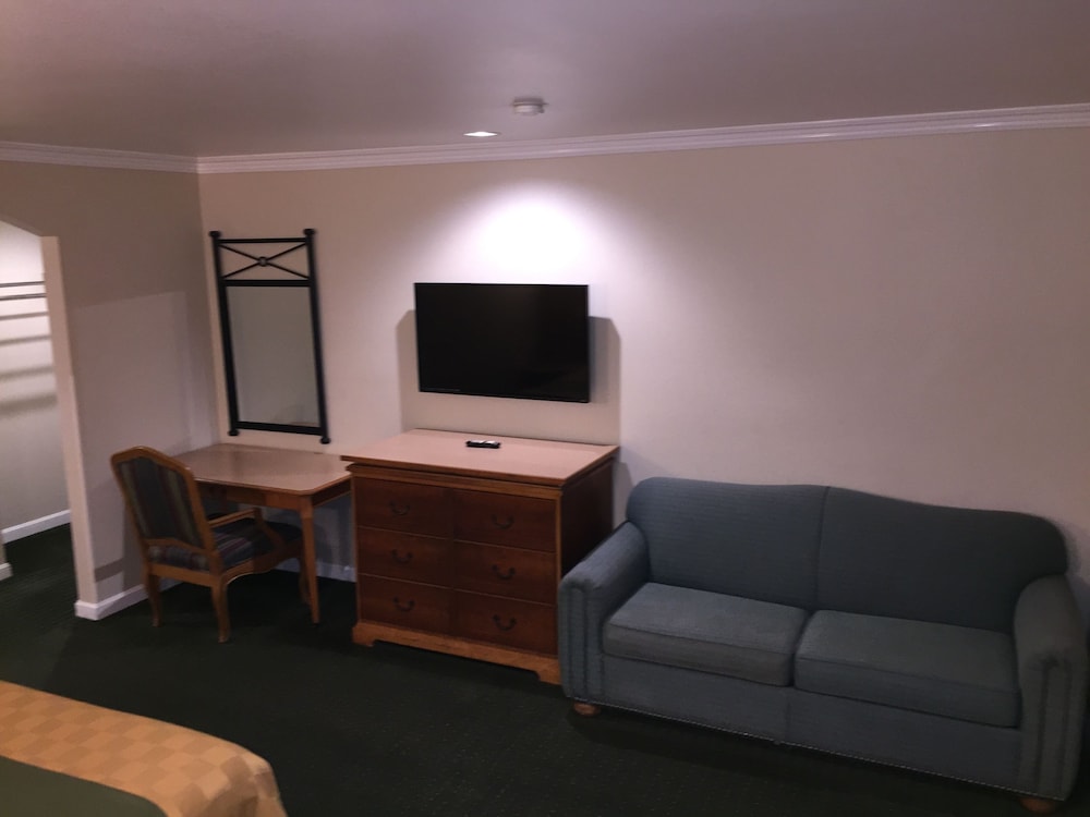 Studio Suite, 1 King Bed (Non-Smoking) - Photo 3