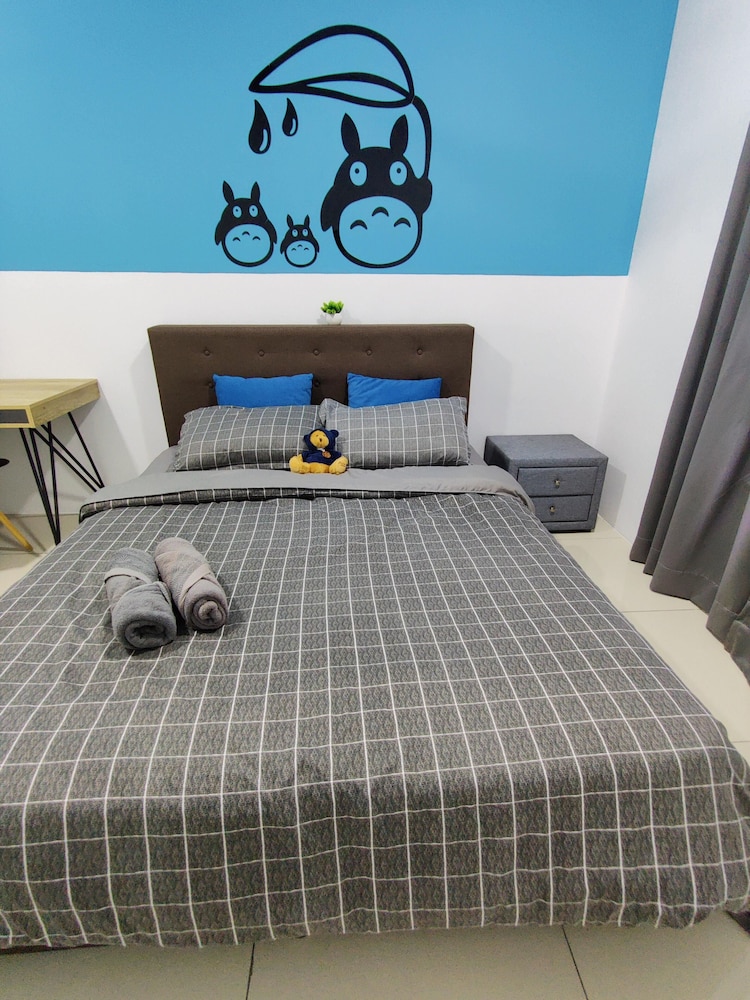 Family Condo, 3 Bedrooms, Pool Access - Photo 7