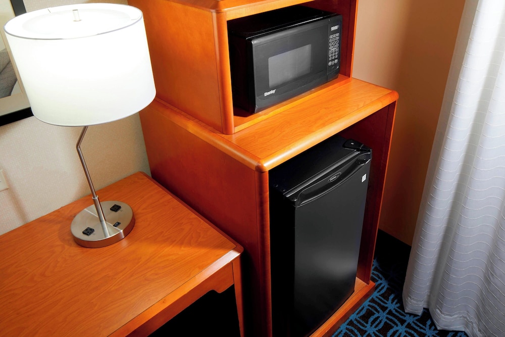 Room, 2 Queen Beds (Hearing Accessible) - Photo 1