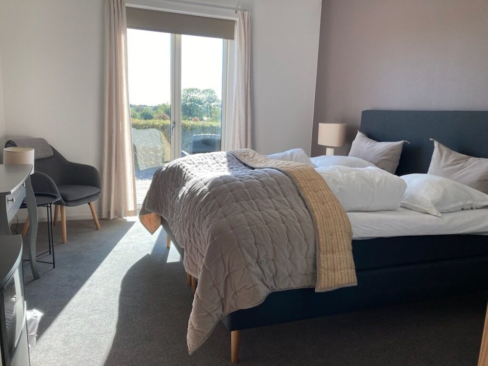 Panoramic Room