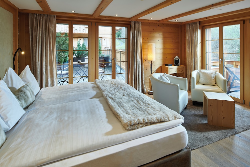 Deluxe Room (Family)
