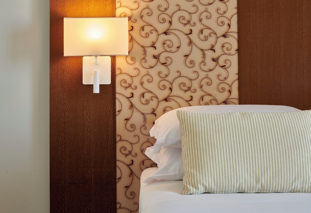 Premium Room - Photo 2