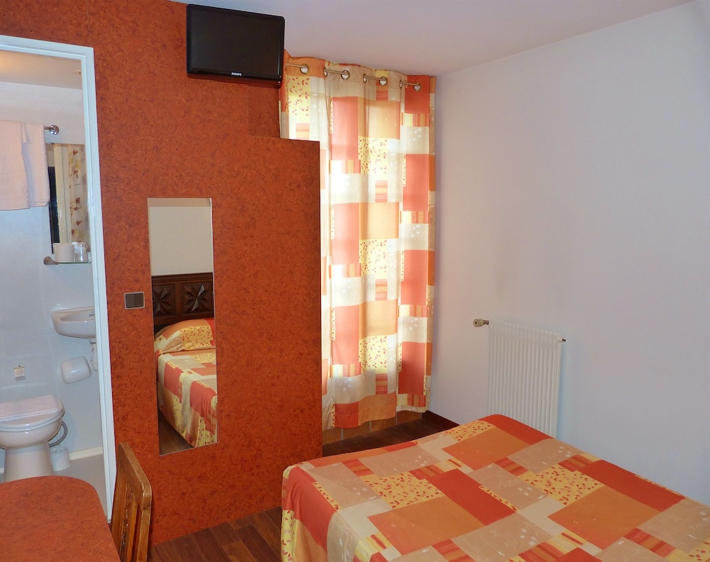 Economy Single Room