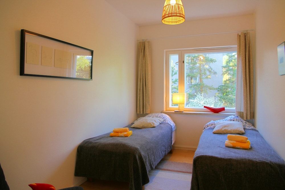 Family Apartment, 2 Bedrooms, Balcony, Garden View (Sleeps 5 Persons)