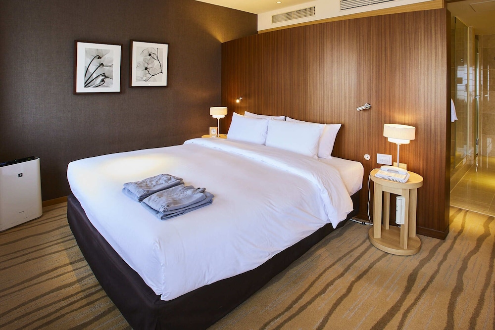 Luxury Double Room, 1 King Bed photo 3