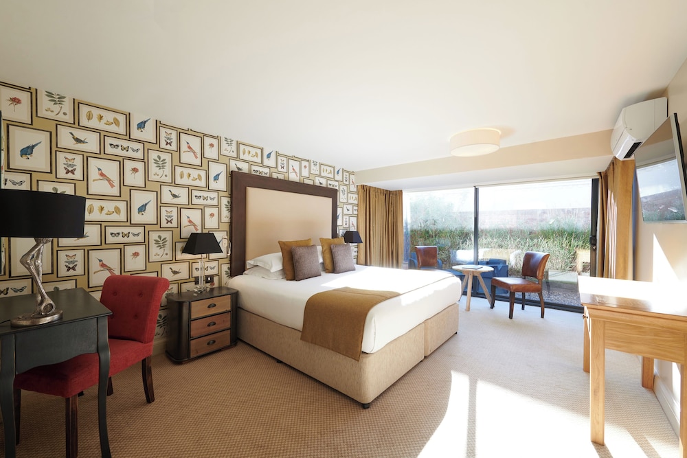 Barn Deluxe Room - Photo 1
