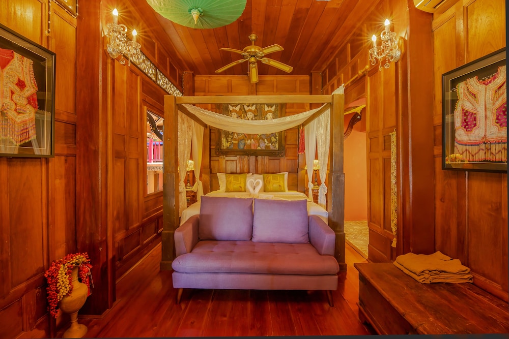 Superior Villa, 1 King Bed, Private Bathroom