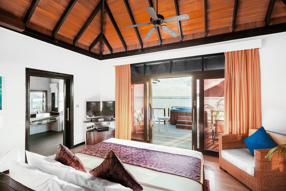 Sunset Horizon Water Villa with Pool Free seaplane transfer for 2 guests (7+Nights, Stays til 26th D