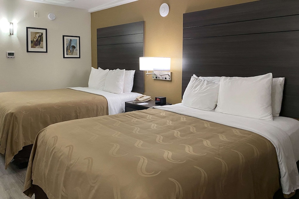 Family Suite, 1 King Bed, Non Smoking - Photo 1