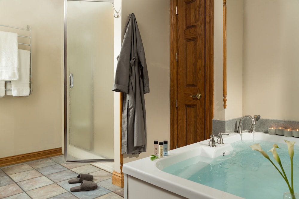 Premium Spa Suite photo 3