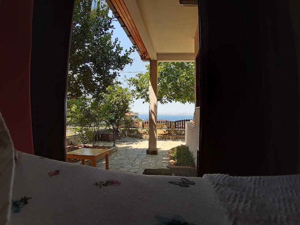 Comfort Room, 1 Double Bed, Sea View photo 3