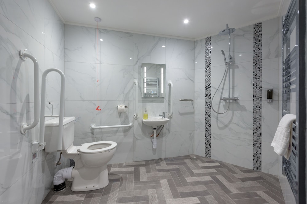 Classic Double Room, Accessible (Accessible) - Photo 3