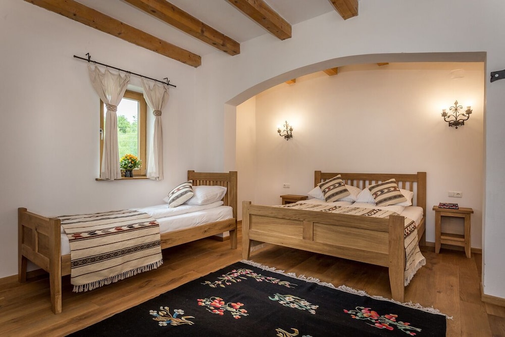 Traditional Triple Room photo 1