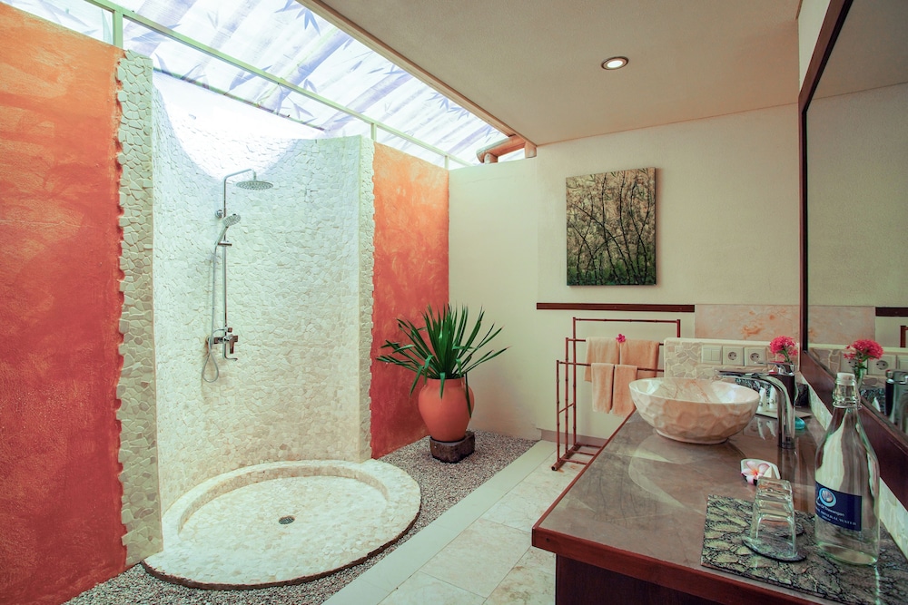 Suar Superior Room photo 2