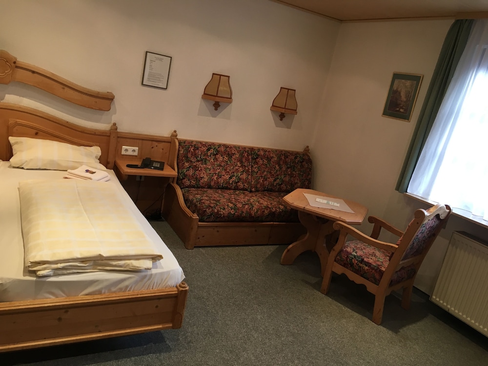 Double or Twin Room, Non Smoking photo 3