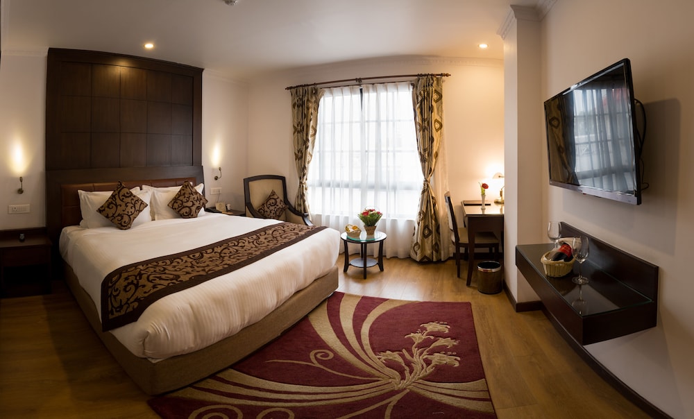 Deluxe Room, 1 Bedroom, Non Smoking photo 2