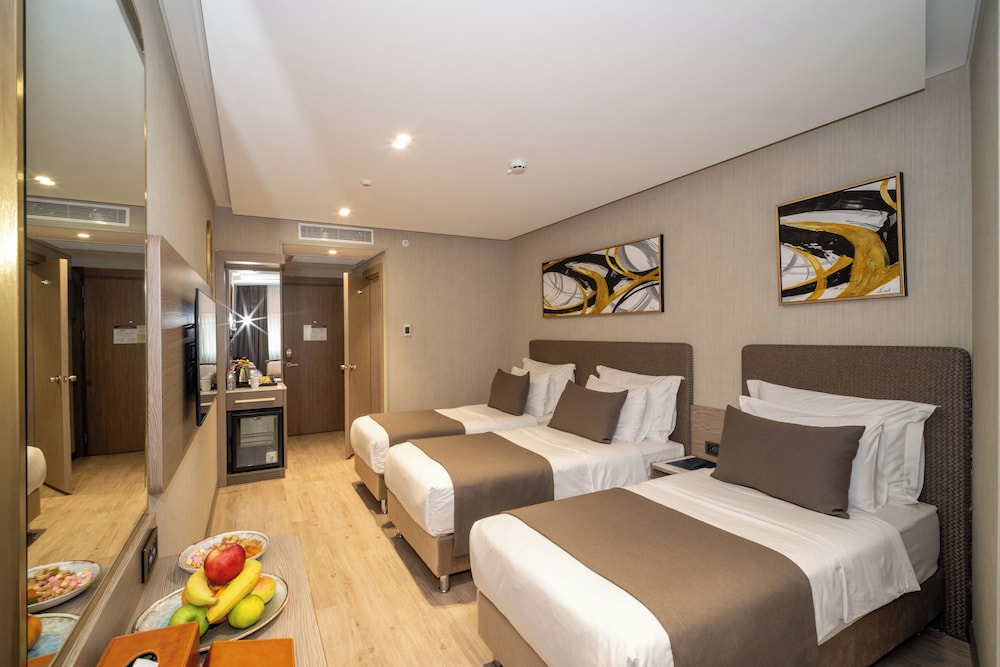 Standard Triple Room photo 1