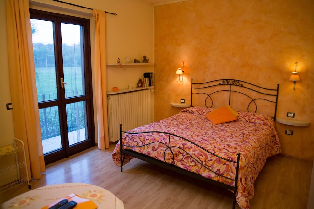 Studio (La Stanza Arancio) photo 1