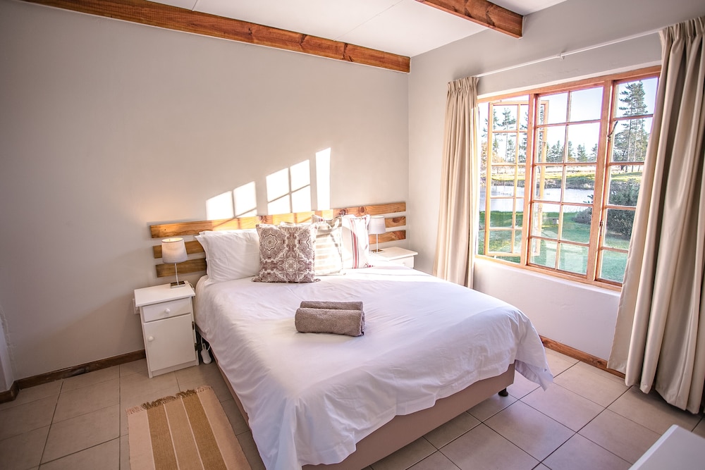 Honey Badger Forest Cottage 2 photo 2