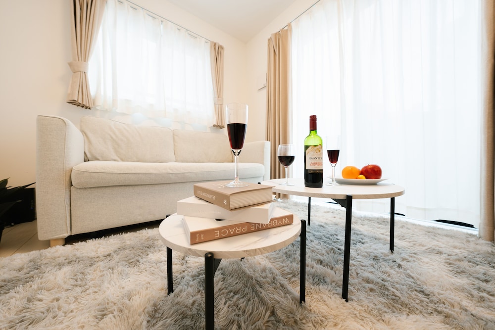 Type G photo 1