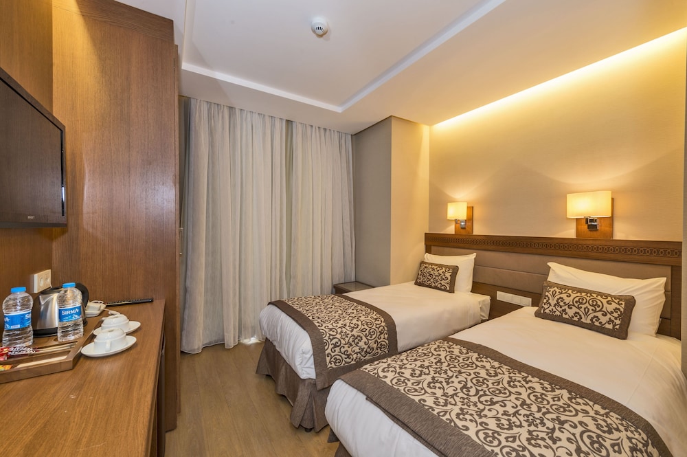 Standard Twin Room, 1 Bedroom photo 3