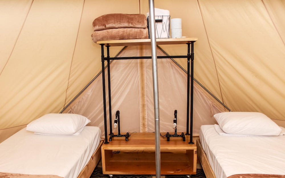 Luxury Tent, 2 Double Beds, Mountain View photo 2