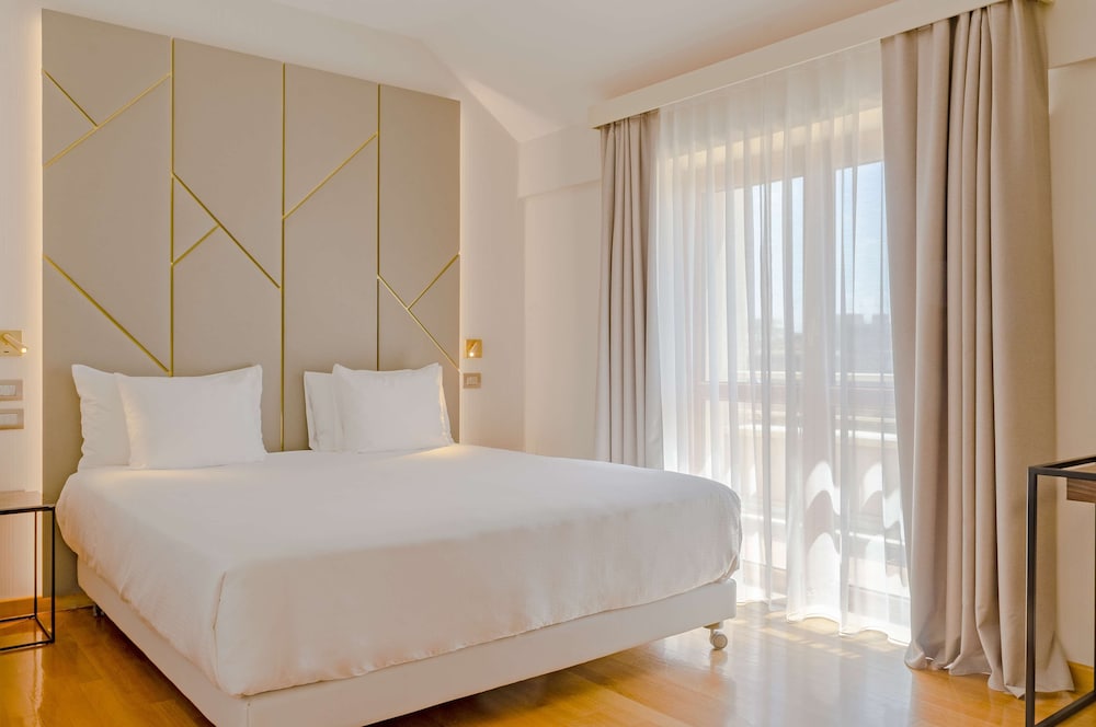 Suite (Extra Bed 3 Adults)